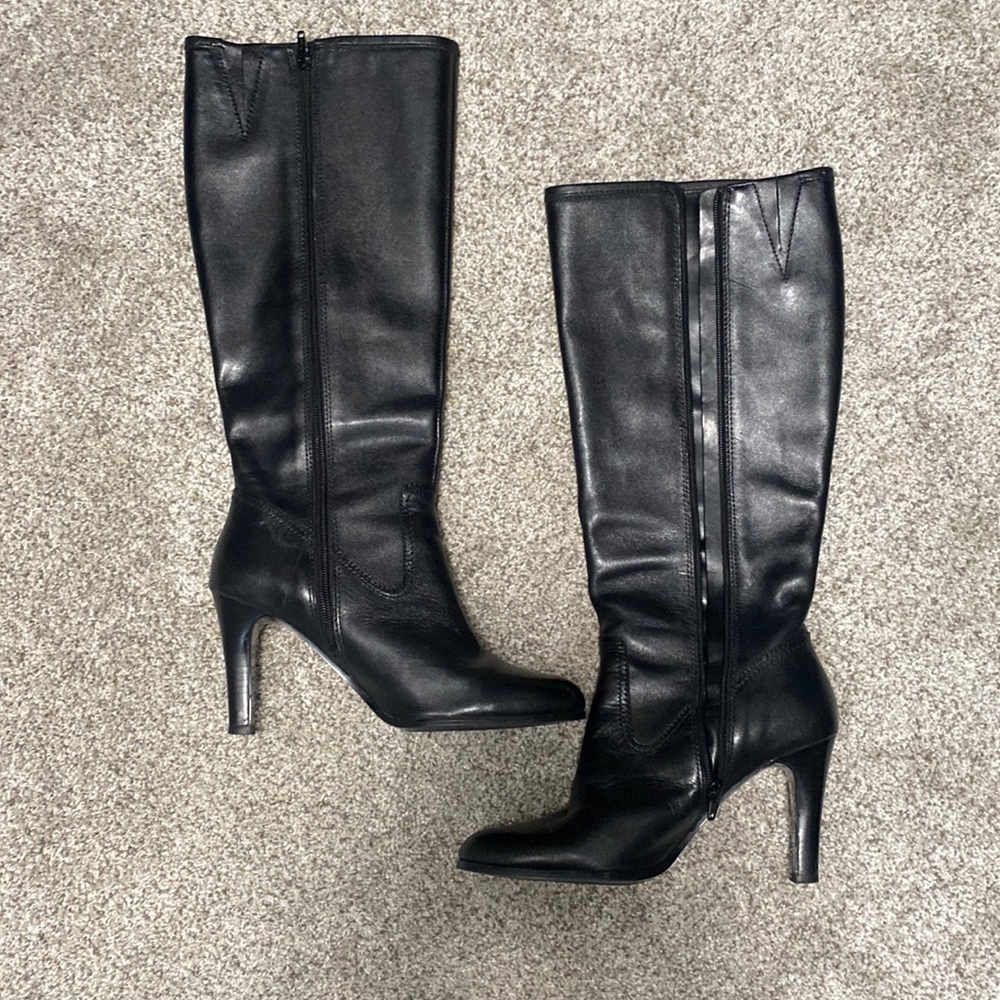 Womens 8 Ralph Lauren knee high boots